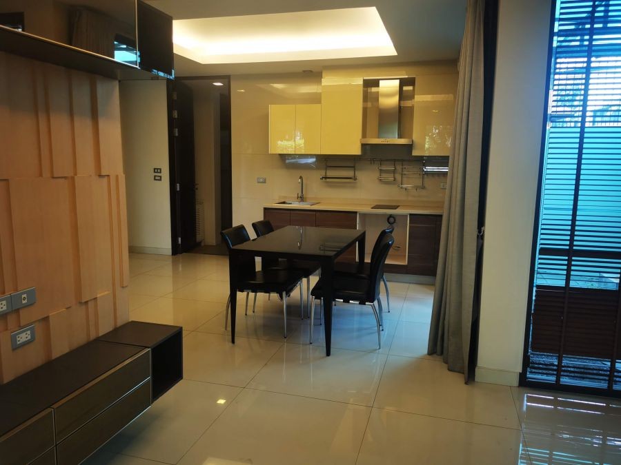 ขายบ้านแฝด The Plot Yen-Akat  36 ตรว. 3 ชั้น ซอยเย็นอากาศ 2