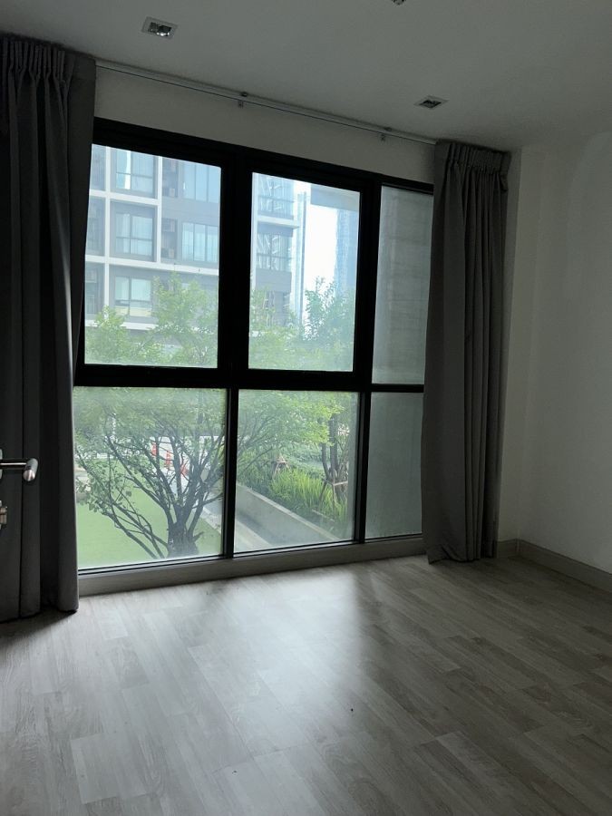 Sell IDEO MOBI Rama9 Condo near MRT Rama9 and Airport Link Makkasan