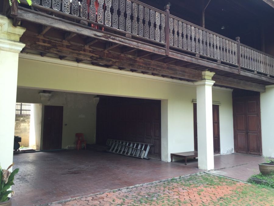 ขายบ้านไม้สักพร้อมที่ดิน 4-0-59ไร่ ถนนติวานนท์ซอย 3 อยู่ตรงข้ามกระทรวงสาธารณสุขใกล้สถานีรถไฟฟ้าสีม่วง