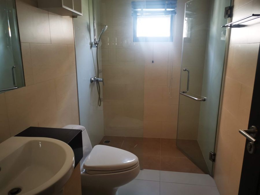 ขายบ้านแฝด The Plot Yen-Akat  36 ตรว. 3 ชั้น ซอยเย็นอากาศ 2