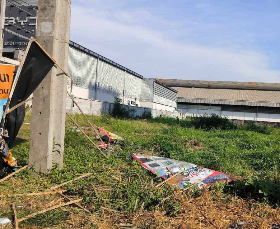 ขายที่ดิน 2-0-15 ไร่ ติดถนน บางนา ตราด กม.25 อยู่ในแหล่งชุมชน ย่านธุระกิจ เหมาะสำหรับ ทำโชว์รูม สำนักงาน ร้านค้า คอนโด