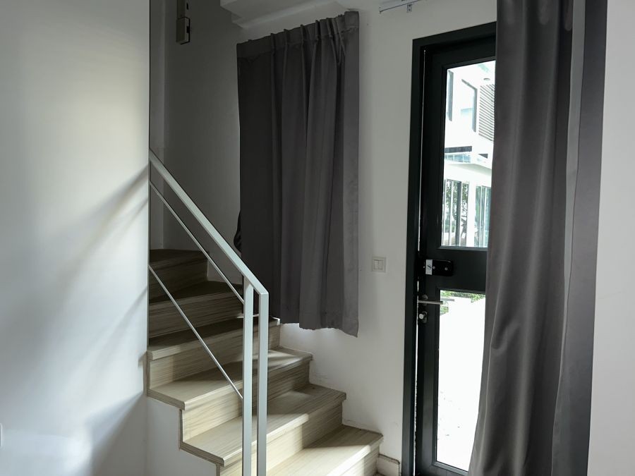 Sell IDEO MOBI Rama9 Condo near MRT Rama9 and Airport Link Makkasan