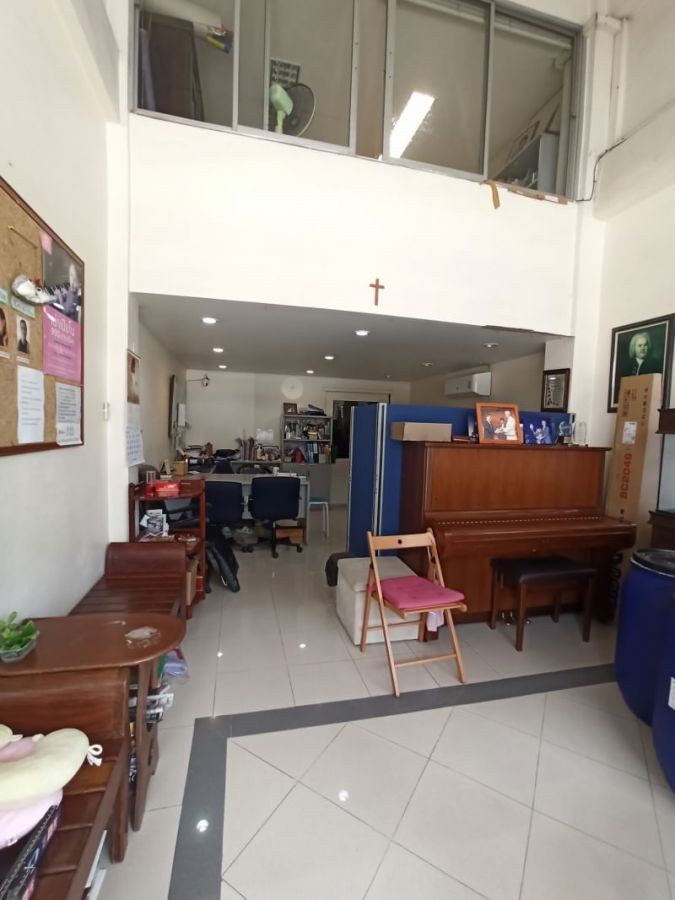 ขายอาคารพาณิชย์ 4 ชั้นครึ่ง ซอยรามคำแหง-กรุงเทพกรีฑา  ใกล้ศูนย์รวมสถานีรถไฟฟ้าแยกลำสาลี  เหมาะทำโฮมออฟฟิศหรือค้าขาย