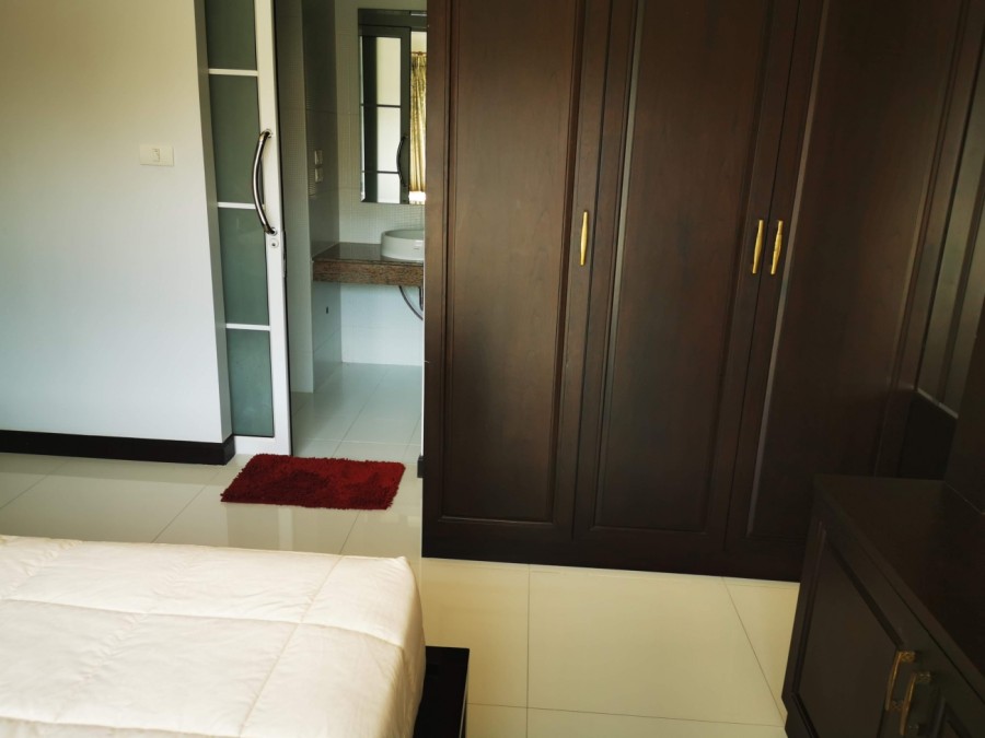 Sell Warunya Executive Condo Seangchan Beachfront ,Rayong Fully Furnished