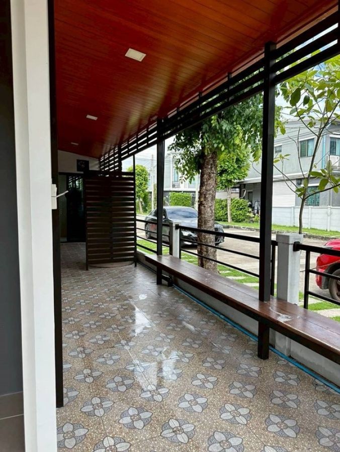 บ้านหัวมุม วิวสวน ให้เช่า โครงการ Pleno สุขสวัสดิ์-ประชาอุทิศ 60 เฟอร์นิเจอร์ครบ เข้าอยู่ได้ทันที โทร 085-144-0184