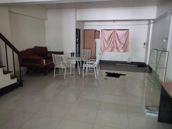 ขายด่วน! ทาวน์เฮ้าส์ เชียงใหม่ 3 ชั้น 3 ห้องนอน ทำเลดี ราคาพิเศษ เจ้าของขายเอง โทร 088-2852080