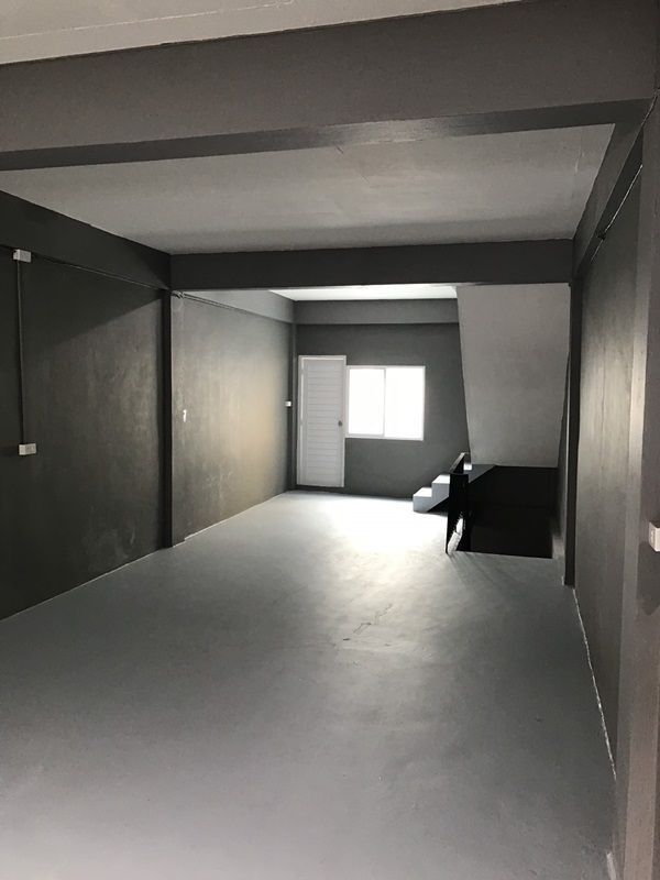 ให้เช่า ตึกแถว 4 ชั้น ต่อเติมเต็ม เอกชัย 69/1 ราคา 1หมื่นบาท/ด. บาท T. 086-4540423