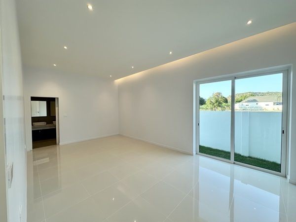 พูลวิลล่าโมเดิร์น 3 ห้องนอน 3.5 ห้องน้ำ สระเกลือส่วนตัว ในหัวหิน ใกล้ Black Mountain และรร.นานาชาติ โทร 0823664757